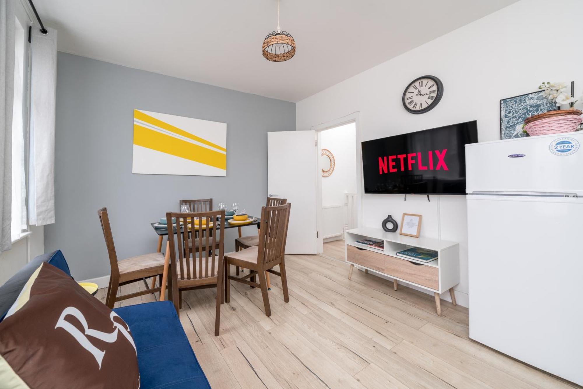 Modern 2 Bed East London Home By Rebby Properties Sleeps 5 Near Canning Town Station Exterior foto